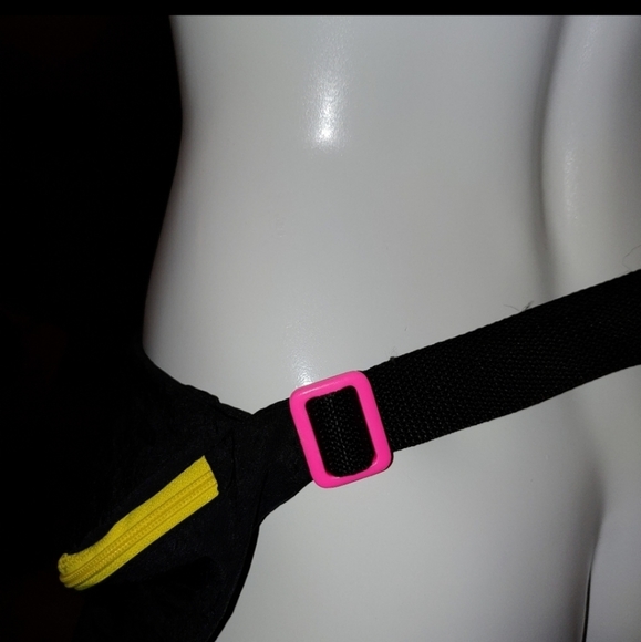 VINTAGE 80s fannypack - Picture 4 of 5